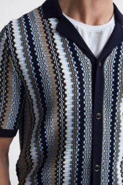 Reiss Gibbon Cuban Collar Striped Button Through Shirt -Style Haven Shop 4BY870s4 scaled