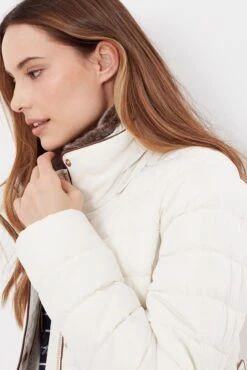 Joules Gosway Faux Fur Trim Padded White Coat -Style Haven Shop C70225s4 scaled