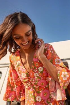Anorak Pink Nostalgic Flower EcoVero Erin Midi Dress -Style Haven Shop D62885s4 scaled