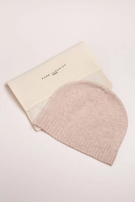 Pure Luxuries London Bowness Cashmere And Merino Wool Beanie Hat -Style Haven Shop M95002s4 scaled