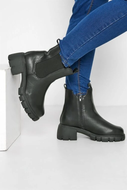 Yours Curve Wide Fit Chunky Sole Chelsea Boots -Style Haven Shop P85993s scaled