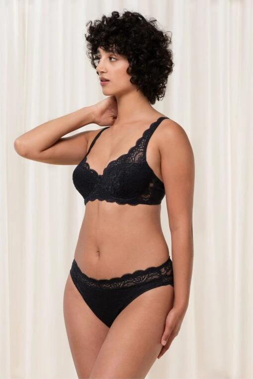 Triumph Amourette 300 Wired Half Padded Bra -Style Haven Shop T04991s2 scaled