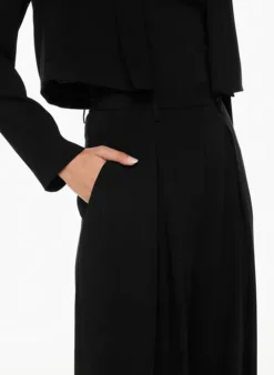 Yoshida Pant -Style Haven Shop s23 01 a06 107215 1274 on c